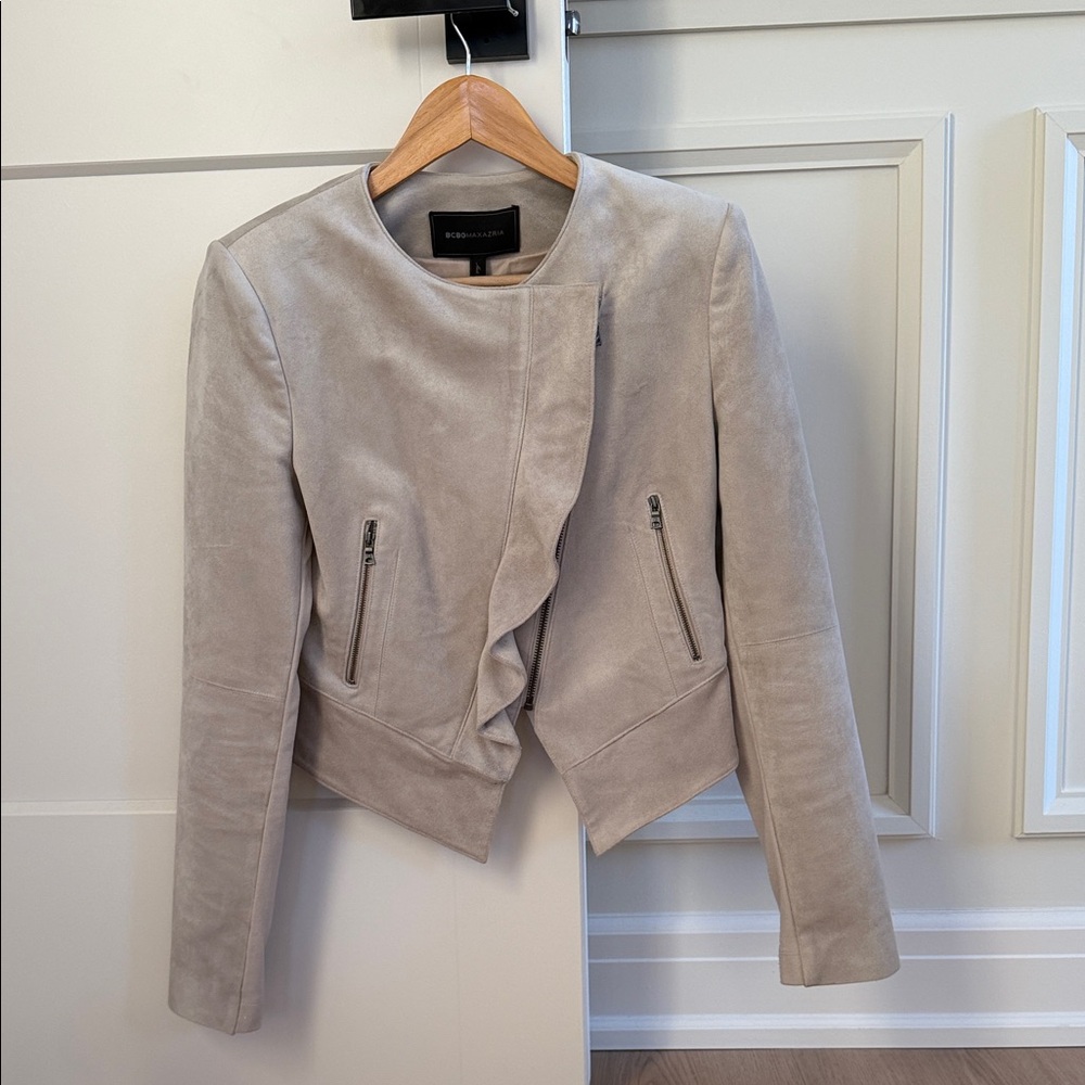BCBGMaxAzria Light Beige Blazer